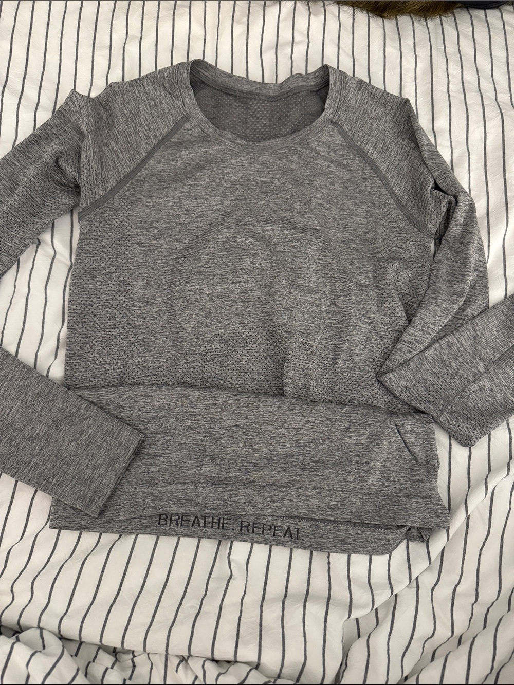 lululemon athletica Heather Gray Performance Pullover